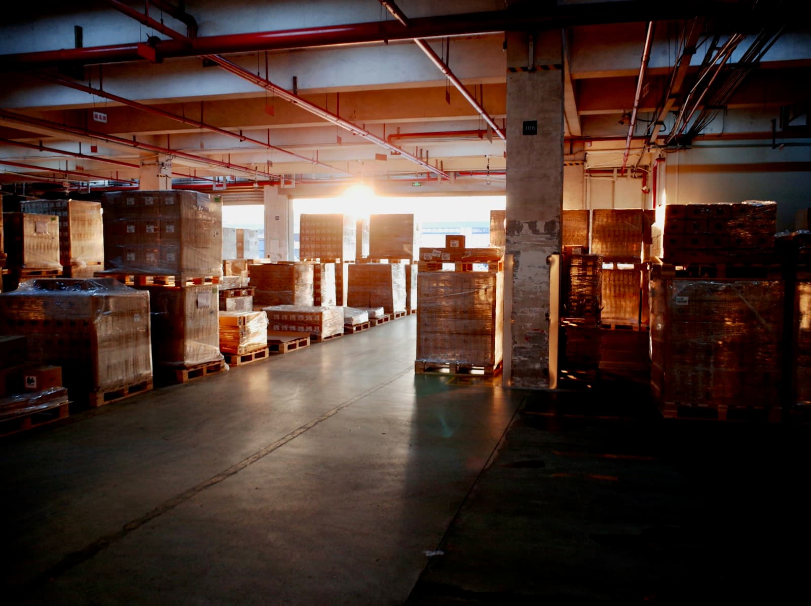 Warehouse racks monitored by edge hardware